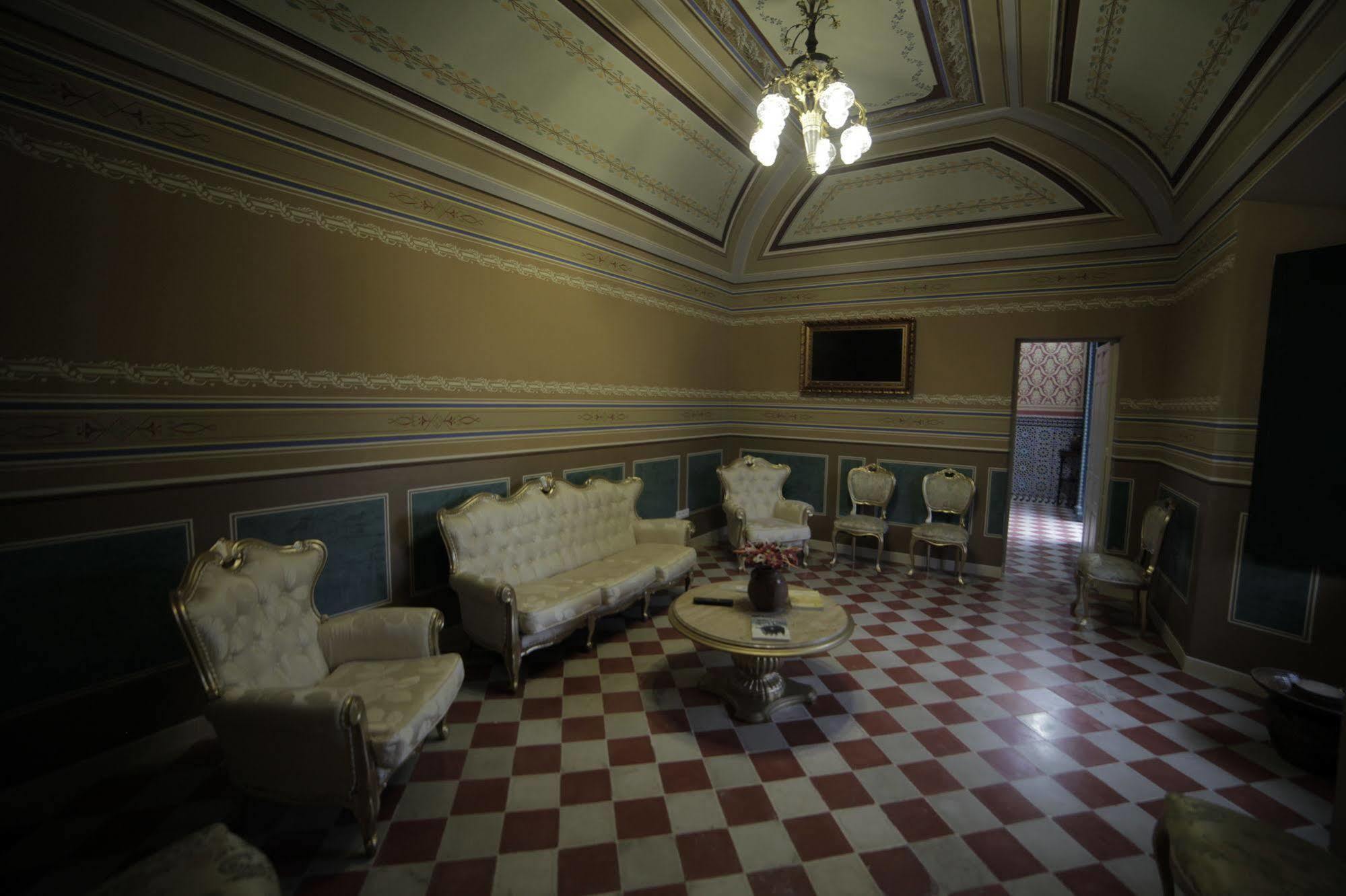 Hotel La Giralda Burguillos Del Cerro ภายนอก รูปภาพ